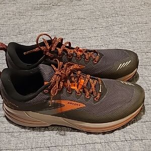 Brooks Cascadia 16gtx